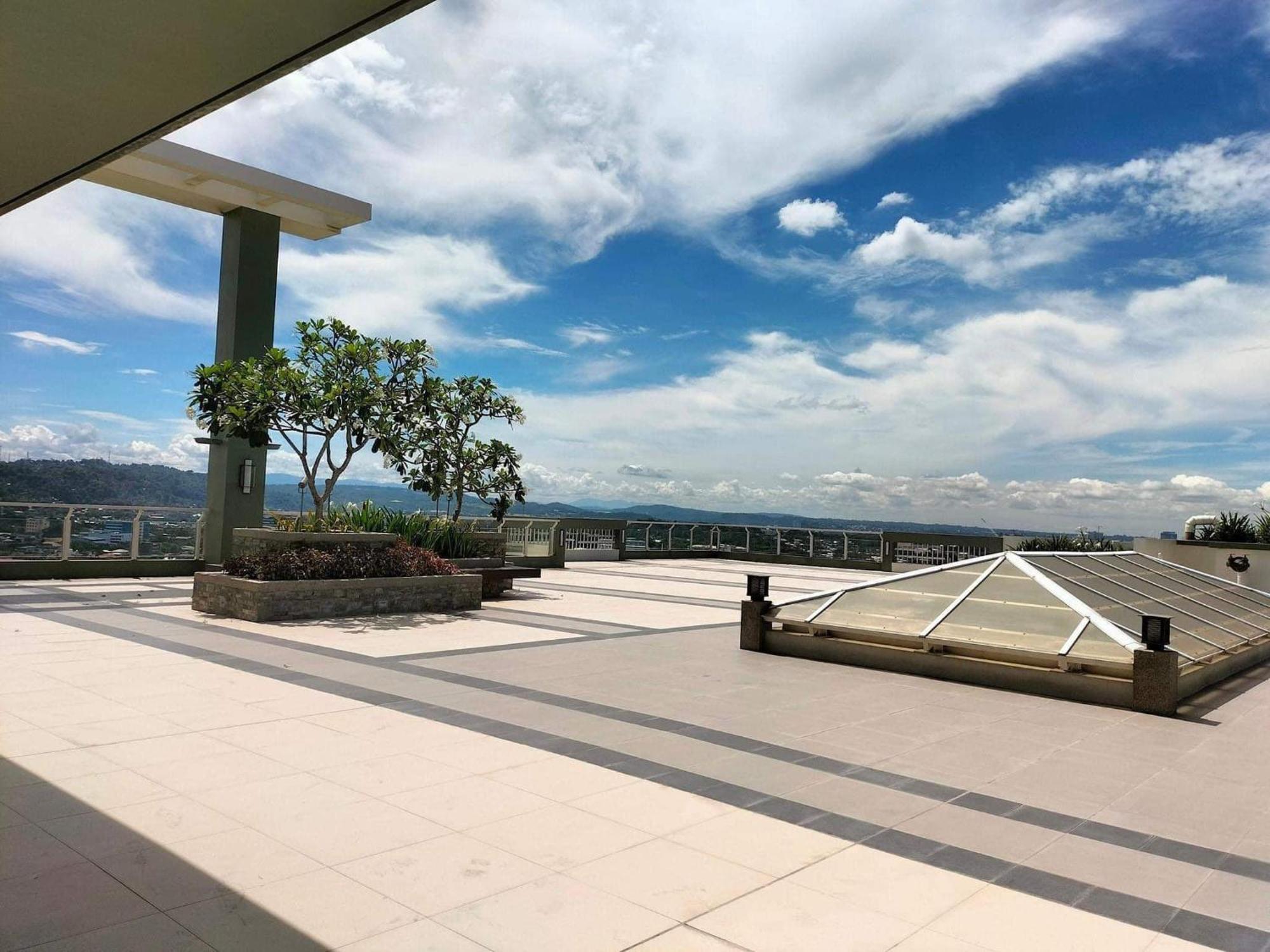 Verdon Parc Davao City With Balcony By Darpm Buitenkant foto