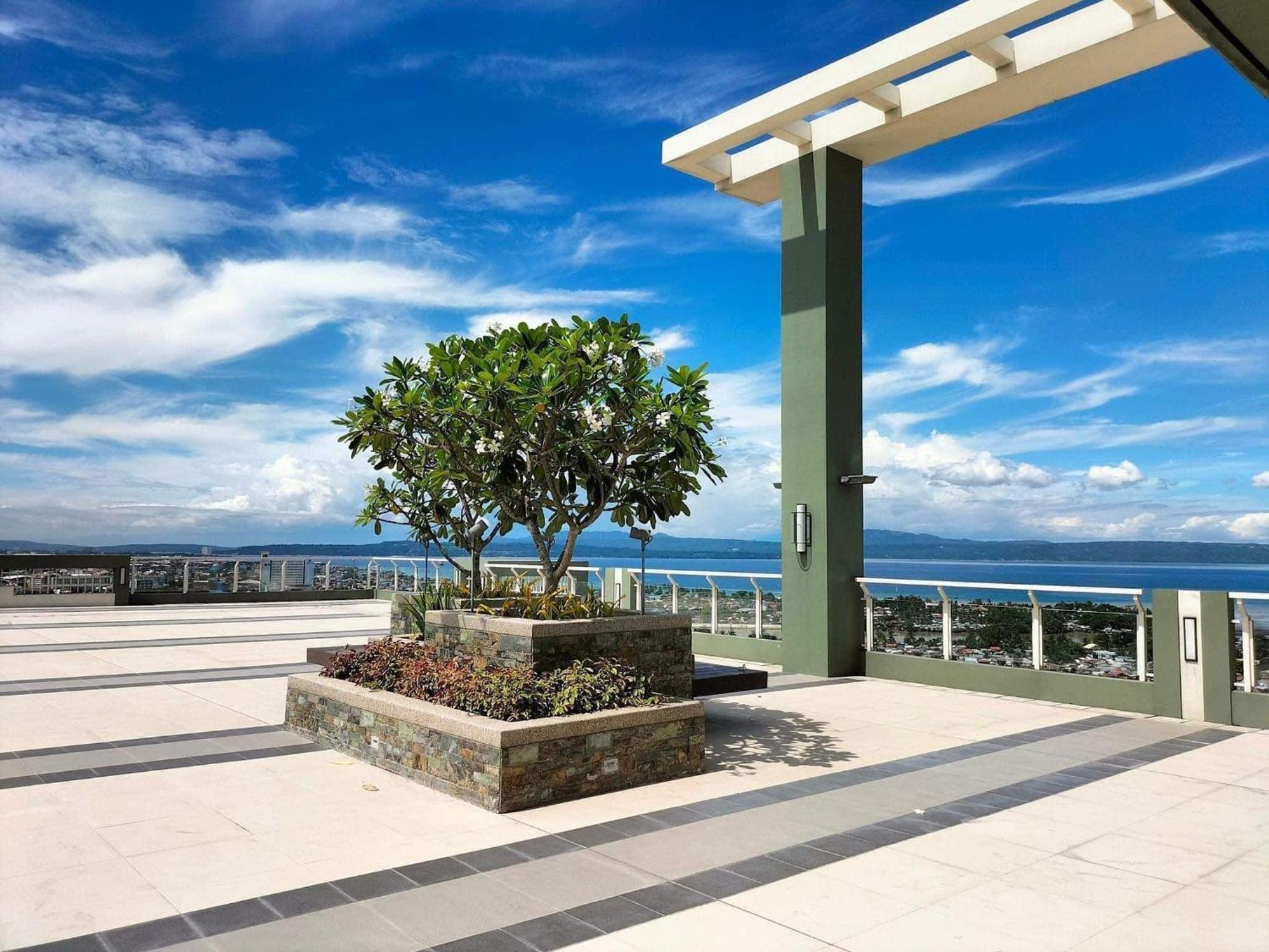 Verdon Parc Davao City With Balcony By Darpm Buitenkant foto
